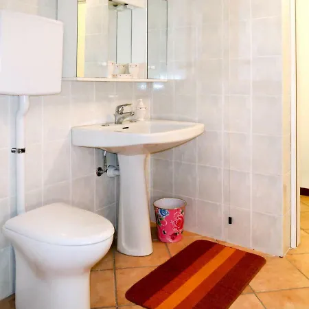 Poggi Dell'elmo 100s Apartamento